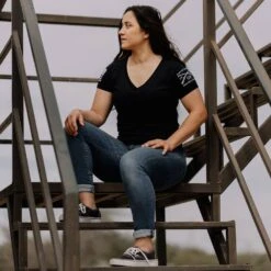 Women's Basic V-Neck - Black