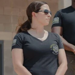 Women's Support Those Who Serve Green Line V-Neck - Black