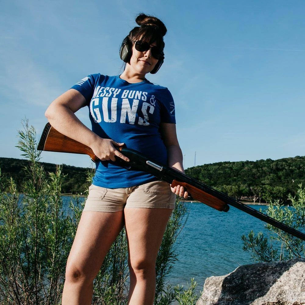 Women's Messy Buns And Guns T-Shirt - Royal - Image 6